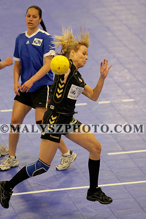 MALY9043_2